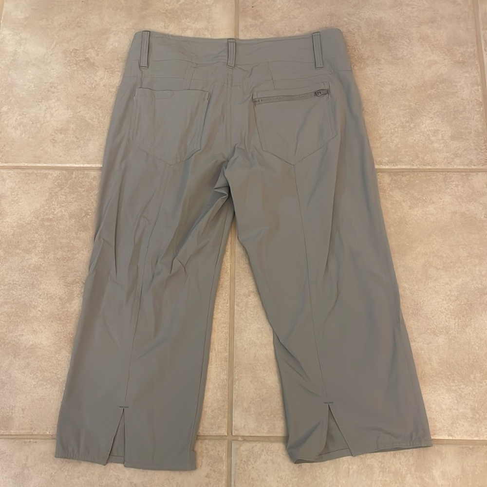 Athleta Cropped Capris - Picture 3 of 8